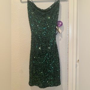 Emerald green sparkling homecoming dress, never worn before!